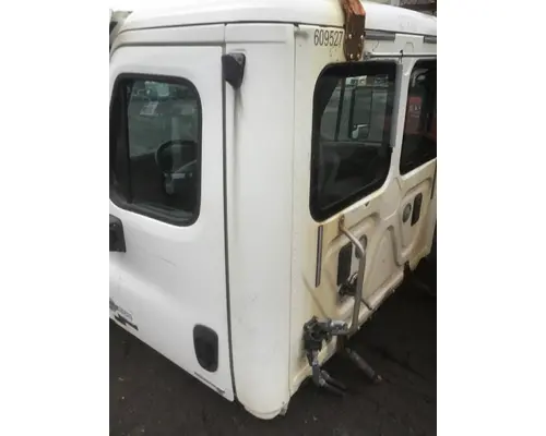 FREIGHTLINER CASCADIA 125 Cab