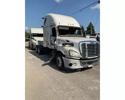 FREIGHTLINER CASCADIA 125 Complete Vehicle