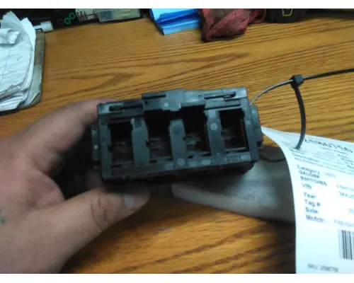 FREIGHTLINER CASCADIA 125 DASH PANEL