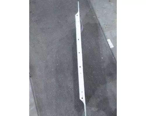 FREIGHTLINER CASCADIA 125 DECK (CATWALK) STEP