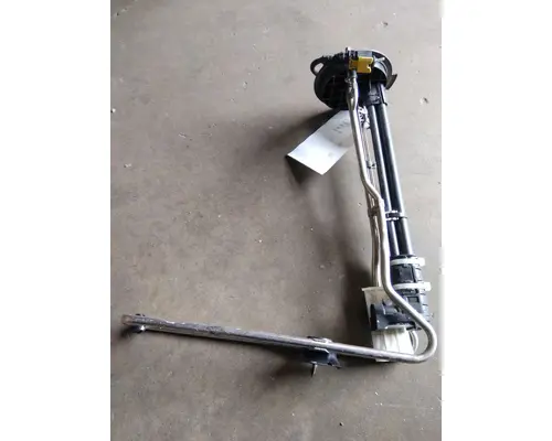 FREIGHTLINER CASCADIA 125 DEF SENDING UNITLEVEL SENSOR