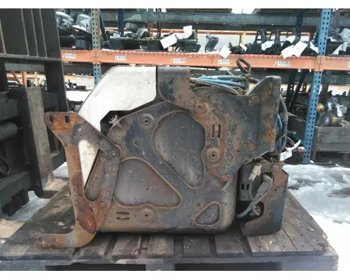 FREIGHTLINER CASCADIA 125 DEF TANK