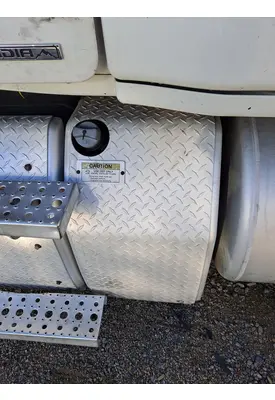FREIGHTLINER CASCADIA 125 DEF TANK