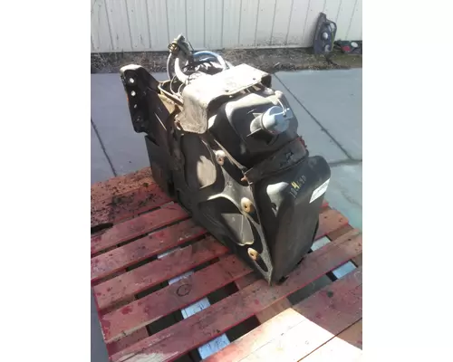 FREIGHTLINER CASCADIA 125 DEF TANK