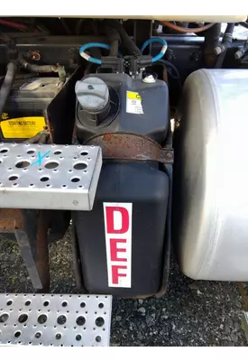 FREIGHTLINER CASCADIA 125 DEF TANK