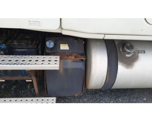 FREIGHTLINER CASCADIA 125 DEF TANK