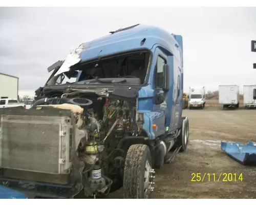 FREIGHTLINER CASCADIA 125 DISMANTLED TRUCK