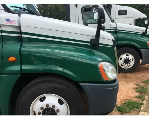 FREIGHTLINER CASCADIA 125 DISMANTLED TRUCK