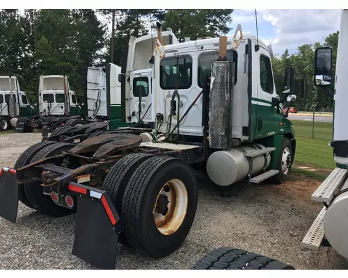 FREIGHTLINER CASCADIA 125 DISMANTLED TRUCK