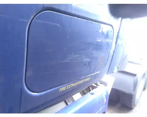 FREIGHTLINER CASCADIA 125 DOOR, COMPARTMENT
