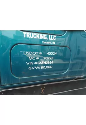 FREIGHTLINER CASCADIA 125 DOOR, COMPARTMENT
