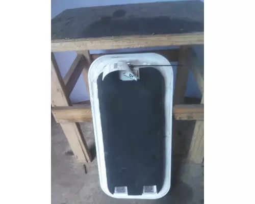 FREIGHTLINER CASCADIA 125 DOOR, COMPARTMENT