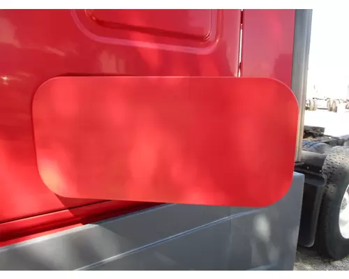 FREIGHTLINER CASCADIA 125 DOOR, COMPARTMENT