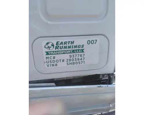 FREIGHTLINER CASCADIA 125 DOOR, COMPARTMENT