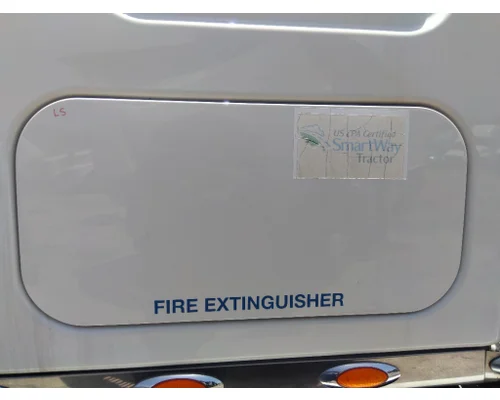 FREIGHTLINER CASCADIA 125 DOOR, COMPARTMENT