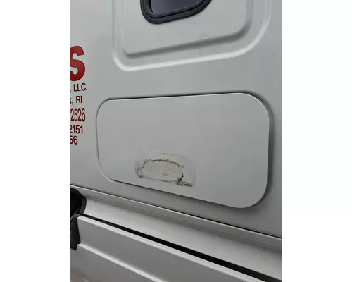 FREIGHTLINER CASCADIA 125 DOOR, COMPARTMENT