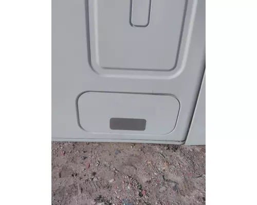 FREIGHTLINER CASCADIA 125 DOOR, COMPARTMENT