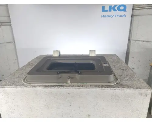 FREIGHTLINER CASCADIA 125 DOOR, COMPARTMENT