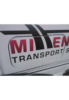 FREIGHTLINER CASCADIA 125 DOOR, COMPARTMENT