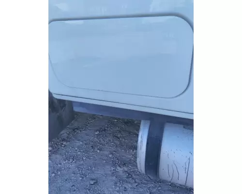FREIGHTLINER CASCADIA 125 DOOR, COMPARTMENT