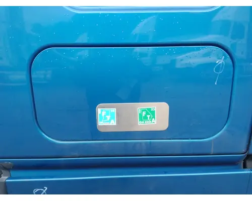 FREIGHTLINER CASCADIA 125 DOOR, COMPARTMENT