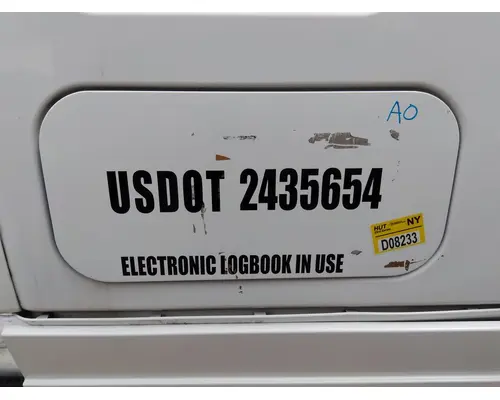 FREIGHTLINER CASCADIA 125 DOOR, COMPARTMENT