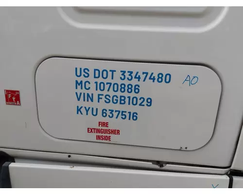 FREIGHTLINER CASCADIA 125 DOOR, COMPARTMENT