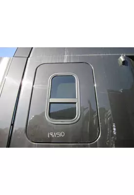 FREIGHTLINER CASCADIA 125 DOOR, COMPARTMENT