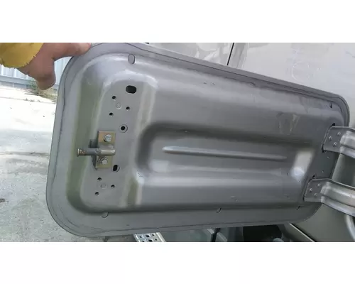 FREIGHTLINER CASCADIA 125 DOOR, COMPARTMENT