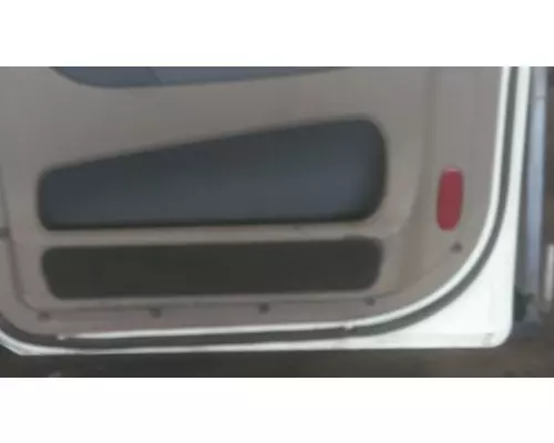 FREIGHTLINER CASCADIA 125 DOOR, COMPARTMENT