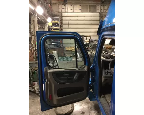 FREIGHTLINER CASCADIA 125 DOOR ASSEMBLY, FRONT