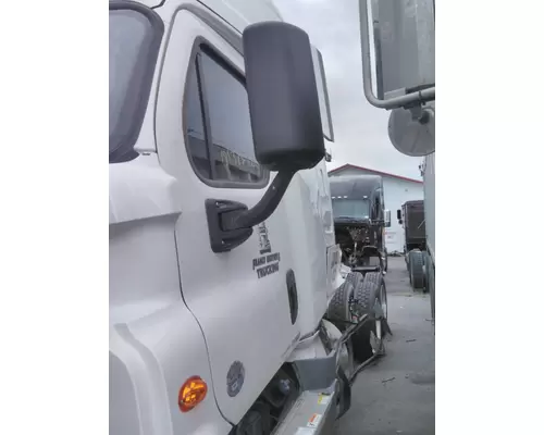 FREIGHTLINER CASCADIA 125 DOOR ASSEMBLY, FRONT