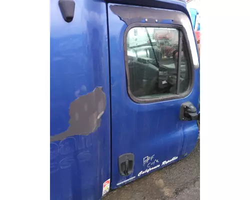 FREIGHTLINER CASCADIA 125 DOOR ASSEMBLY, FRONT