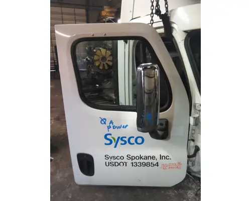 FREIGHTLINER CASCADIA 125 DOOR ASSEMBLY, FRONT