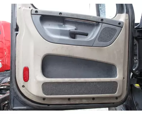 FREIGHTLINER CASCADIA 125 DOOR ASSEMBLY, FRONT