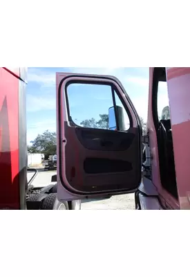 FREIGHTLINER CASCADIA 125 DOOR ASSEMBLY, FRONT