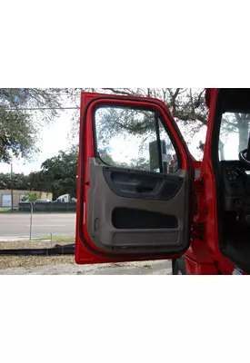 FREIGHTLINER CASCADIA 125 DOOR ASSEMBLY, FRONT