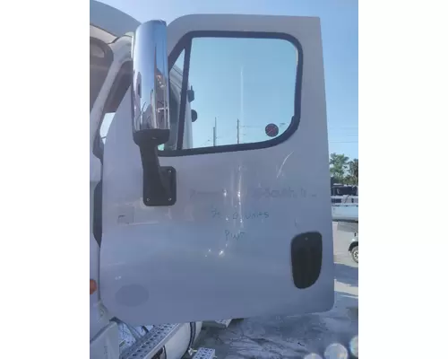 FREIGHTLINER CASCADIA 125 DOOR ASSEMBLY, FRONT