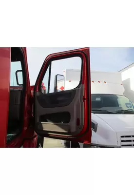 FREIGHTLINER CASCADIA 125 DOOR ASSEMBLY, FRONT