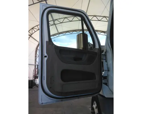 FREIGHTLINER CASCADIA 125 DOOR ASSEMBLY, FRONT