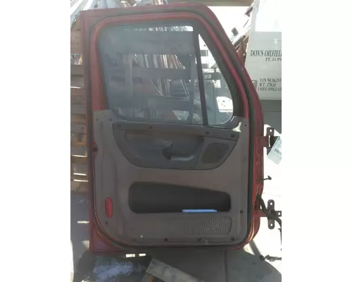 FREIGHTLINER CASCADIA 125 DOOR ASSEMBLY, FRONT