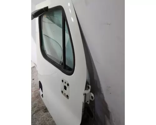 FREIGHTLINER CASCADIA 125 DOOR ASSEMBLY, FRONT