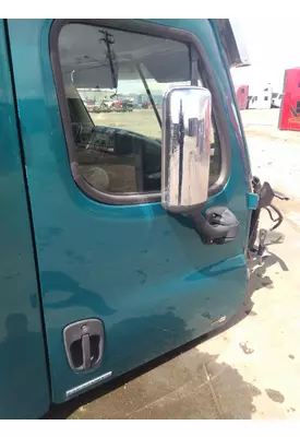 FREIGHTLINER CASCADIA 125 DOOR ASSEMBLY, FRONT