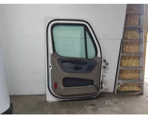 FREIGHTLINER CASCADIA 125 DOOR ASSEMBLY, FRONT