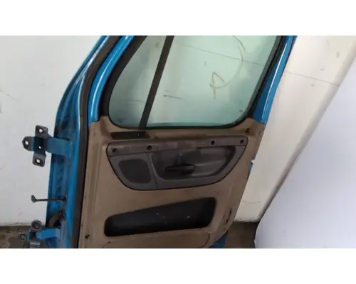 FREIGHTLINER CASCADIA 125 DOOR ASSEMBLY, FRONT