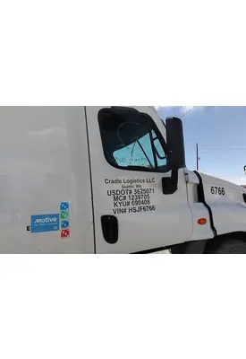 FREIGHTLINER CASCADIA 125 DOOR ASSEMBLY, FRONT