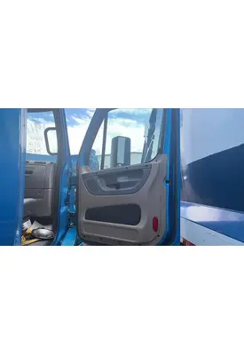FREIGHTLINER CASCADIA 125 DOOR ASSEMBLY, FRONT