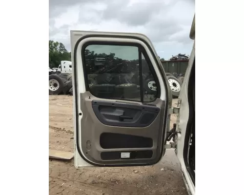 FREIGHTLINER CASCADIA 125 DOOR ASSEMBLY, FRONT