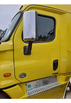 FREIGHTLINER CASCADIA 125 DOOR ASSEMBLY, FRONT