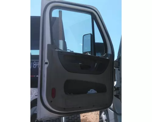 FREIGHTLINER CASCADIA 125 DOOR ASSEMBLY, FRONT